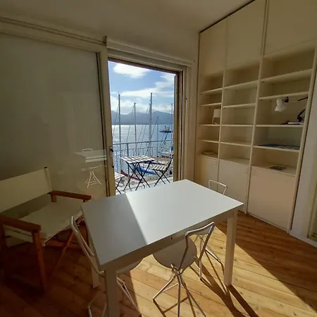 Monolocale La Darsena Lägenhet