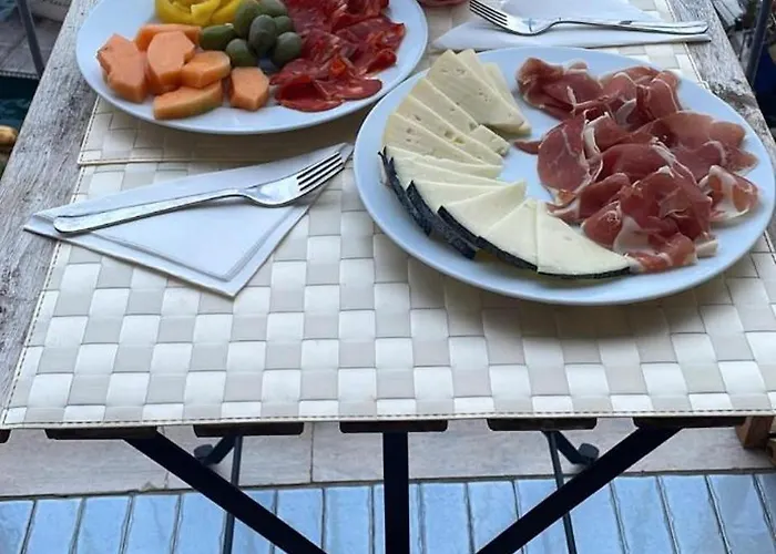 Monolocale La Darsena Apartman *